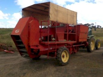 Hilder Mk3 Potato Harvester