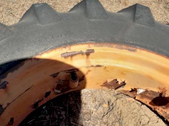 12.4-28   BF Goodrich Silvertown Tractor Tyres