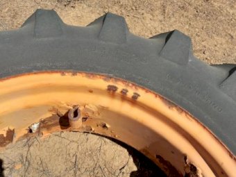 12.4-28   BF Goodrich Silvertown Tractor Tyres