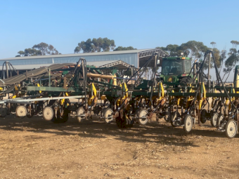 Simplicity 40ft Seeder Bar with Flexi Coil 1720 Air Cart