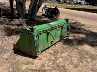 2017 Kubota M8540 4WD Tractor
