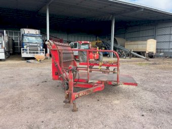 WMI Albybone PA-Mick Bale Feeder