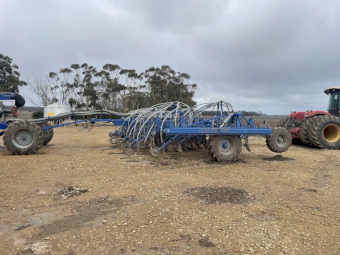 2019 Gason CT4 40ft Hydratill Airseeder Bar with Gason 2120 Triple Bin Aircart