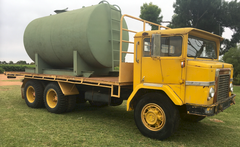 International Acco C1800 Tray Truck with Water Tanker