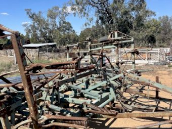 Horwood Bagshaw Scarifier