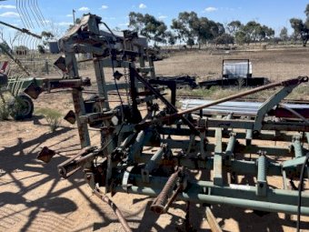 Horwood Bagshaw Scarifier