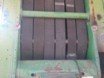 John Deere 435 Round Baler