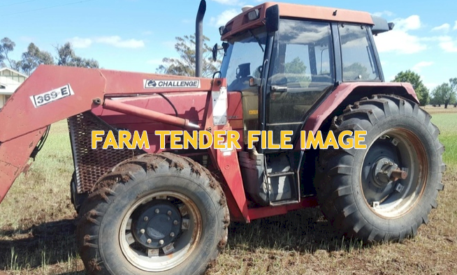 WANTED Case IH 5000 series Tractor with loader