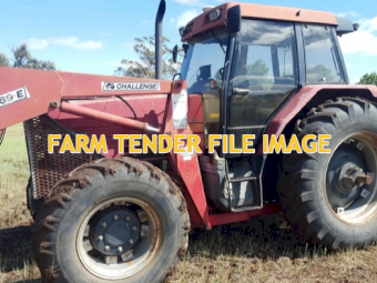 WANTED Case IH 5000 series Tractor with loader