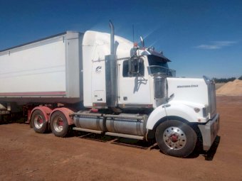 2010 Western Star 4864 Prime Mover
