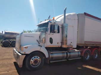 2010 Western Star 4864 Prime Mover