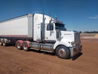 2010 Western Star 4864 Prime Mover