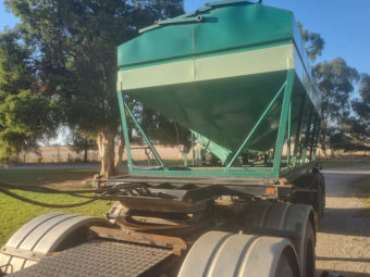 2015 Vennings Grouper on Freighter Skel Trailer