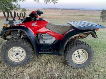 Honda  680 Quad Bike