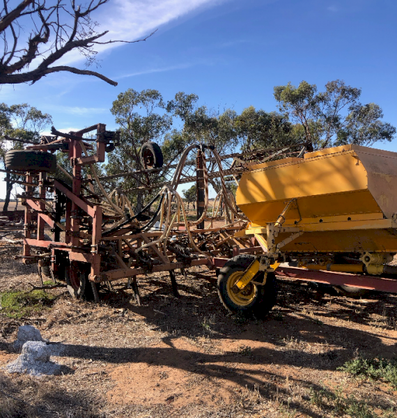 34ft Connor Shea Straddle Tyne Seeder