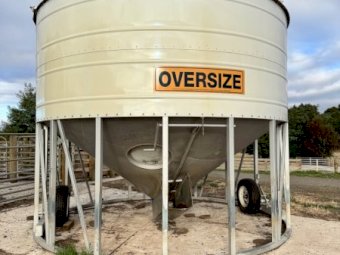 Ahrens 32T Field Bin