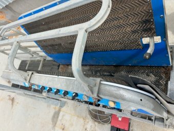 Te Pari Racewell HD4 Sheep Handler