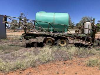 8500Ltr 94' Boom Spray