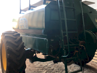 Simplicity 6000 TR3 Air Seeder Cart