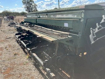 Chamberlain 753 Combine