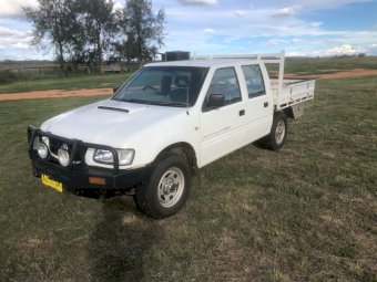 2002 Holden Rodeo TF R9 Dual Cab Ute