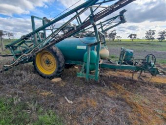 80 ft Gold Acres Sprayer 3000 litres