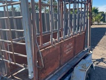 Mobile Cyclone Cattle Crush