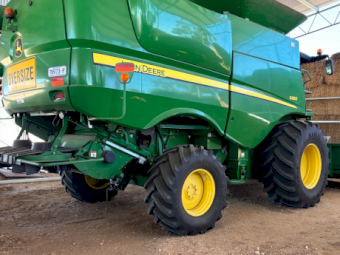 2012 John Deere S660 Header with Fronts x 3