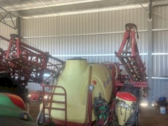 2008 Hardi Ranger 2500 Tow Behind Sprayer