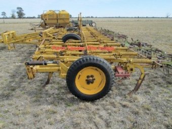 WANTED 30' Connor Shea Air Seeder