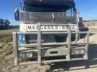 Mercedes 2233 Prime Mover