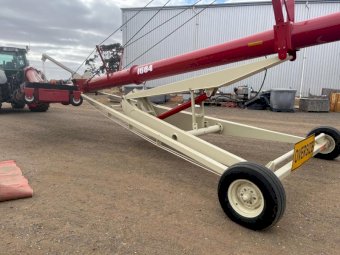 Farm King 1684 Swingaway Auger