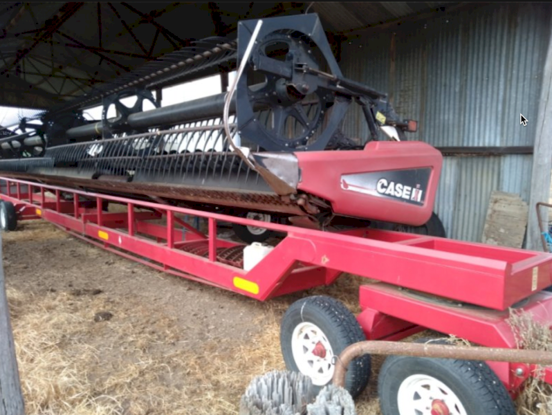 2009 Case IH 2152 Draper Front on Trailer