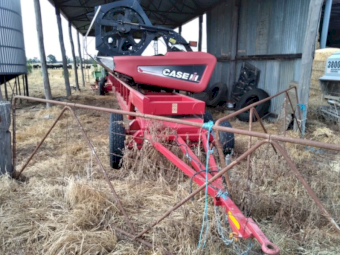 2009 Case IH 2152 Draper Front on Trailer