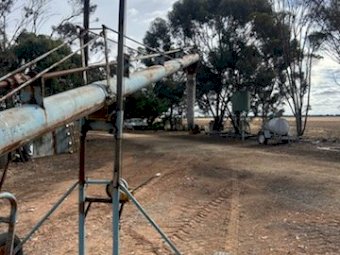 L.G McKenzie 8" X 40Ft Grain Auger