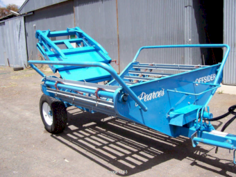 New Set of Feed Chains with Cleats to suit Pearce's Offsider Round Bale Feeder