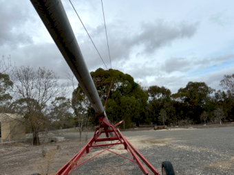 Hutchinson 72' x 10" Swingaway Auger