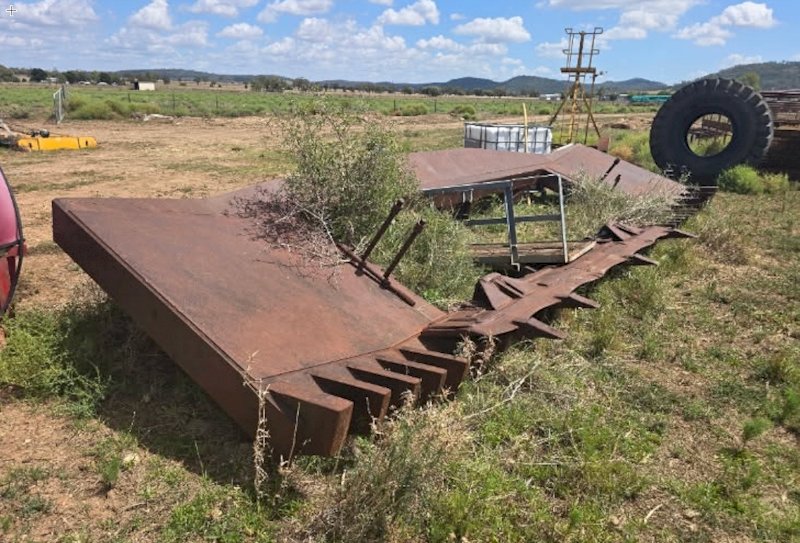 Hooper's 28 ft walk in stick rake