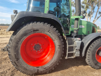 2012 Fendt 411 Vario Tractor