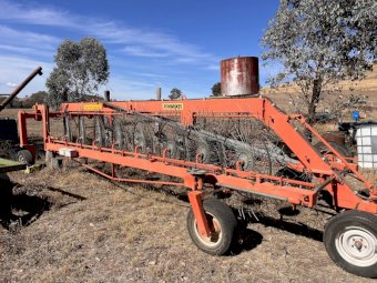 Schinckel 16 Wheel Rake