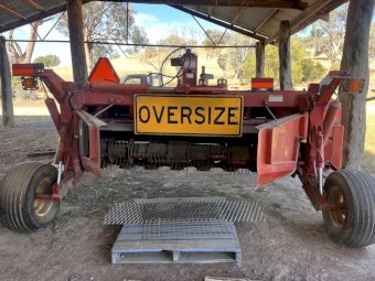 New Holland 1432 Mower Conditioner