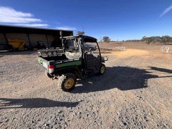 2022 John Deere XUB835M Side by Side Gator