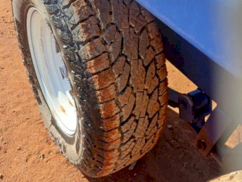 2022 Grainline 4 ton Feed Out Trailer