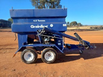 2022 Grainline 4 ton Feed Out Trailer
