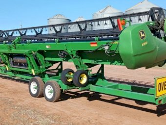 2011 John Deere 635D Front