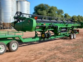 2011 John Deere 635D Front