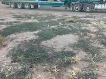 2004 Kreuger 48Ft Drop Deck Trailer