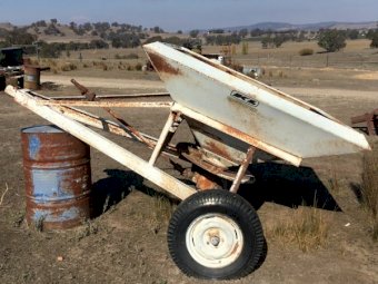 Crump Kurragong Spreader