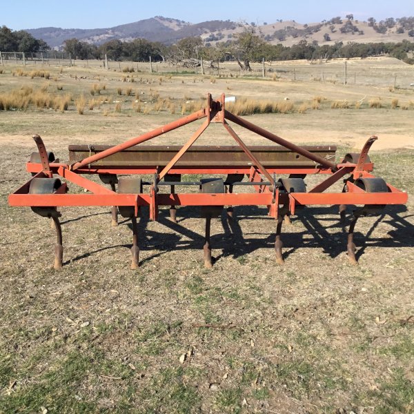 Klonskild 11 Tyne Chisel Plow