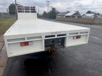 2004 MACK 470hp 29ft Tray Truck